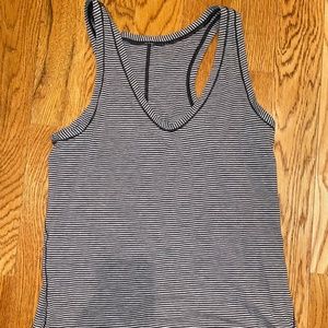 Lululemon Scoop neck tank top